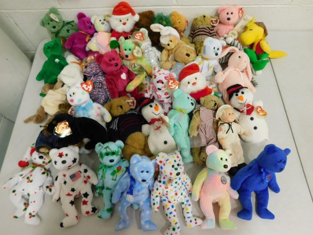 39 Ty Beanie Babies NWT , Mostly Bears, Holiday & Ty Attic Plush Lot (1 of 6)