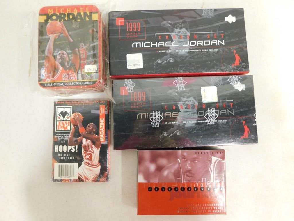 Chicago Bulls Michael Jordan Sports Cards incl 3 Sealed: Chicago Bulls Michael Jordan Sports Cards incl 3 Sealed