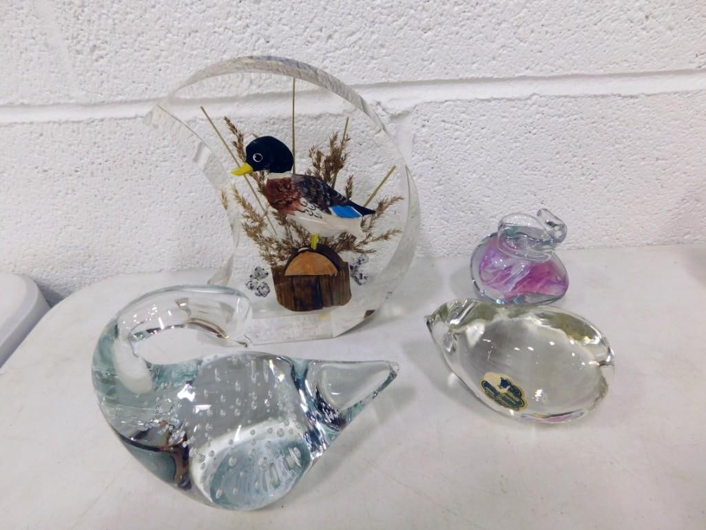 4 Vintage Art Glass and Acrylic Paperweights or Decor (1 of 6)