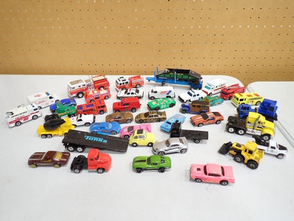 Hot Wheels, Matchbox, ERTL, etc 1970s - 2000s Toy Cars and Vehicles Lot: Hot Wheels, Matchbox, ERTL, etc 1970s - 2000s Toy Cars and Vehicles Lot