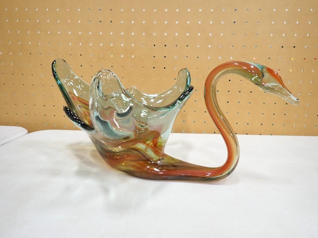 Vintage Art Glass Swan Candy Dish or Decor Piece (1 of 9)