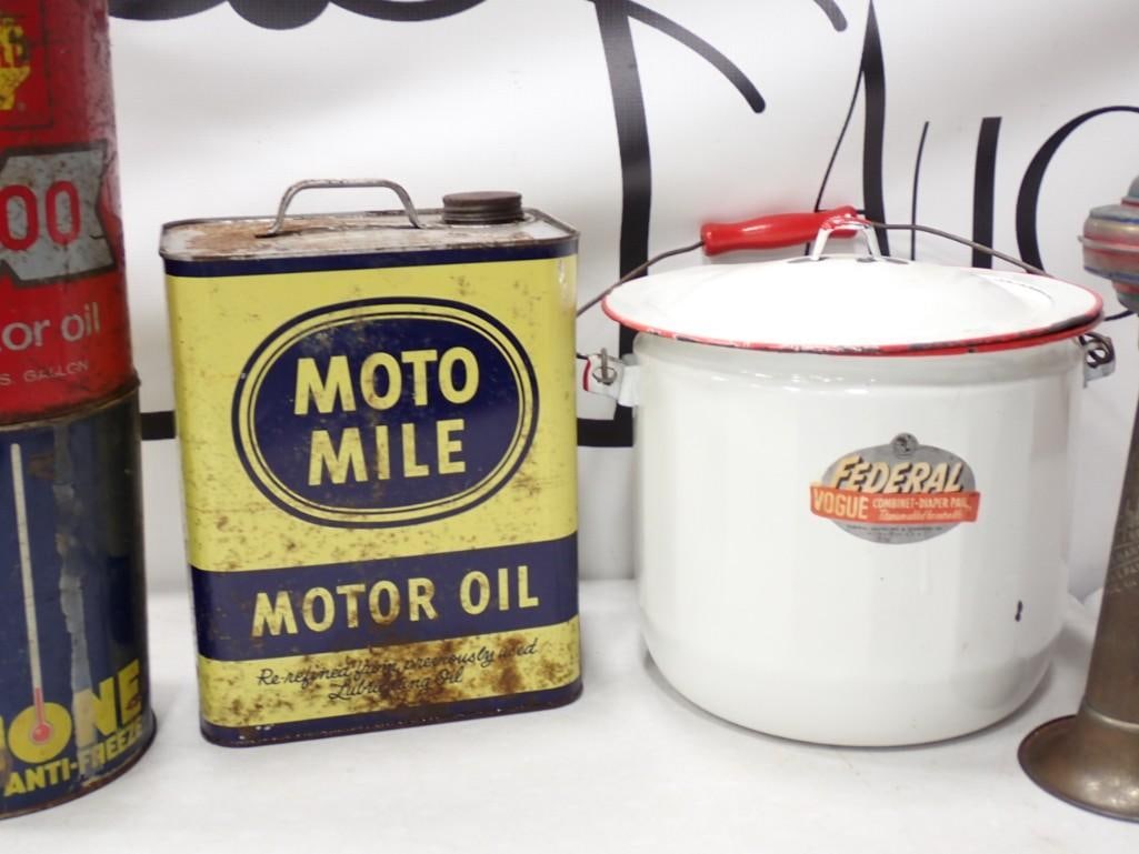 VIntage Enamelware, Oil Cans, Motor Oil Bottle Spout (1 of 7)