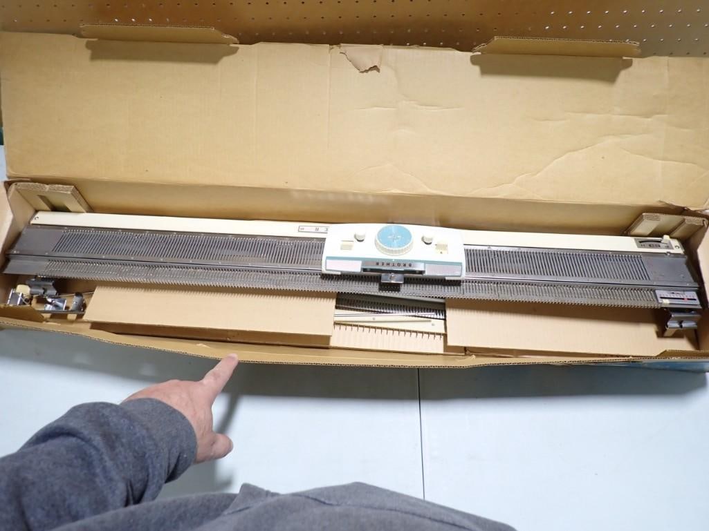 Brother Hand Knitting Machine (1 of 13)