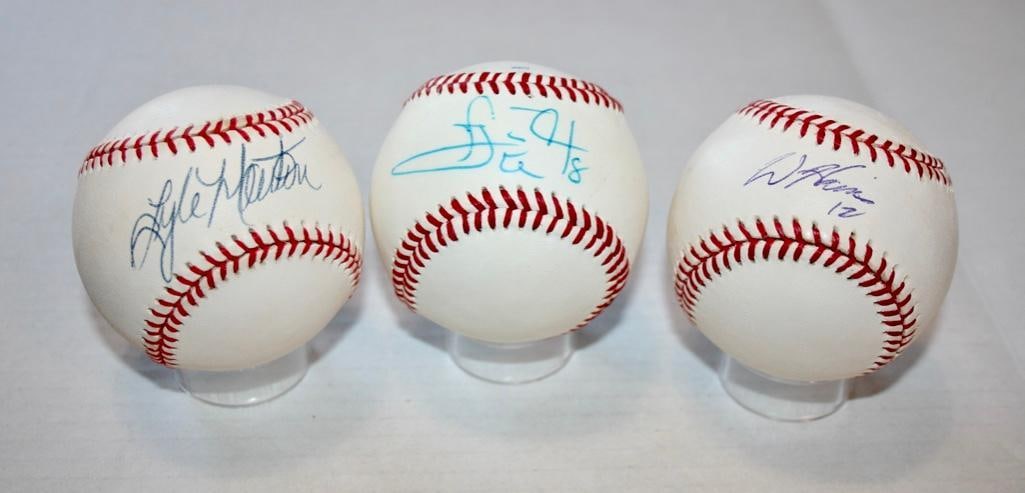 Carl Everett, Lyle Mouton, And Willie Harris Signed Baseballs (1 of 4)