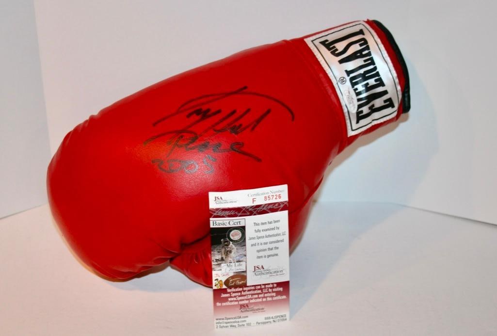 Larry Holmes Signed Boxing Glove With JSA COA: Larry Holmes Signed Boxing Glove With JSA COA