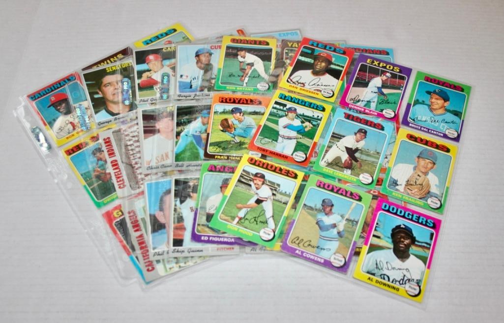 1970 And 1975 Topps Baseball Cards - 54 Total Cards: 1970 And 1975 Topps Baseball Cards - 54 Total Cards 27 cards from 1970 and 27 cards from 1975. All very clean cards with a mix of stars and HOF members.