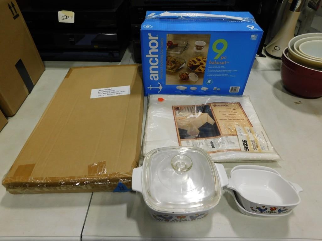 Anchor Hocking 9 Piece Bakeset with box, Mrs. Fields Cool Bake Large, Tablecloth, Casserole Dishes (1 of 6)