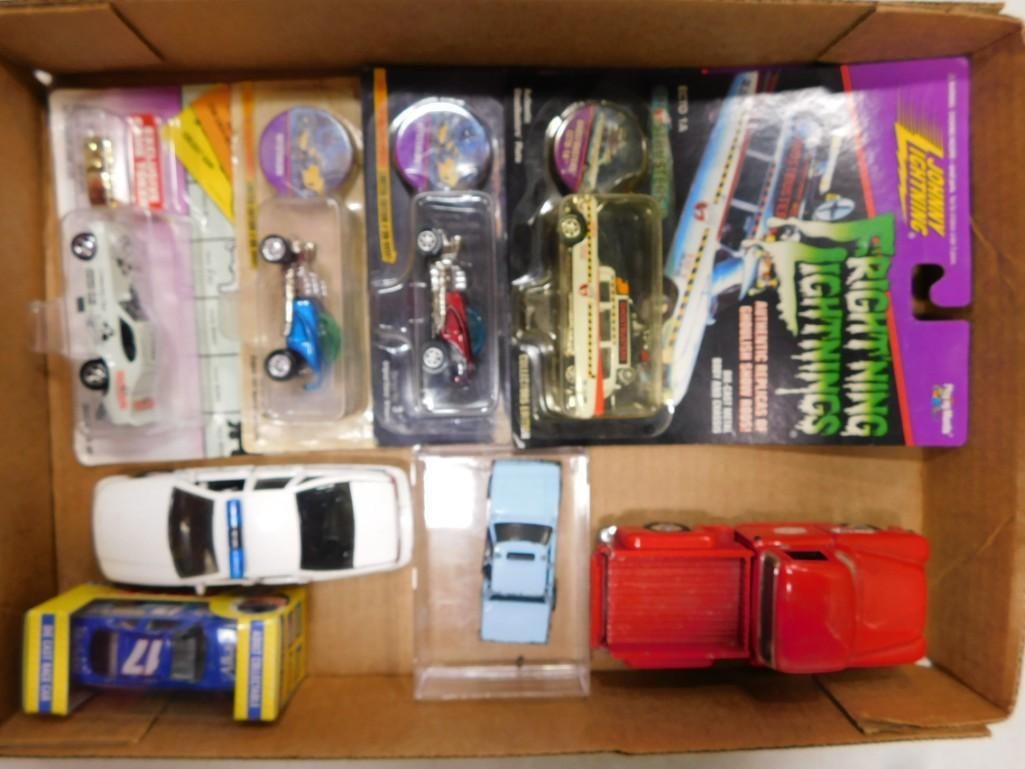 Model Cars and Vehicles incl Texaco Truck, Johnny Lightning Frightning Lightnings: Model Cars and Vehicles incl Texaco Truck, Die Cast Johnny Lightning Frightning Lightnings Car New in Package, etc
