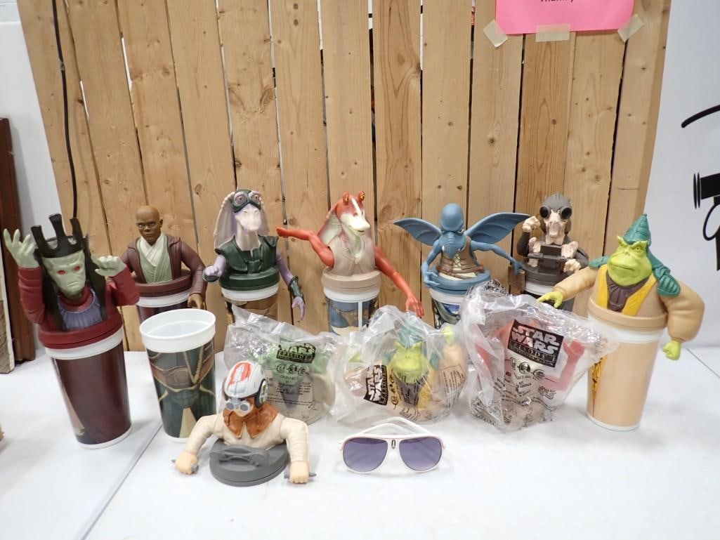Star Wars Cups with Character Tops, plus a Pair of Sunglasses (1 of 8)