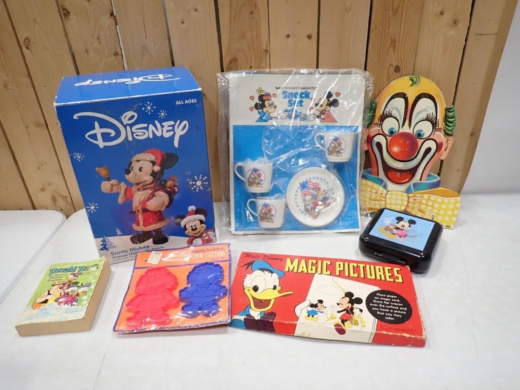 Disney Santa Mickey Mouse Figure, Snack Set with 3 Cups and a Plate, (1 of 8)