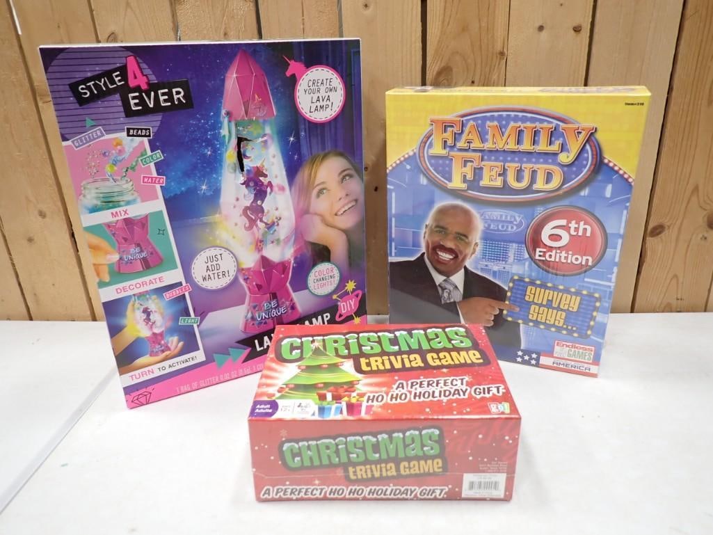 Toy Lot incl Style 4 Ever Lava Lamp, Family Feud Game, Christmas Trivia Game: Toy Lot incl Style 4 Ever Lava Lamp, Family Feud Game, Christmas Trivia Game