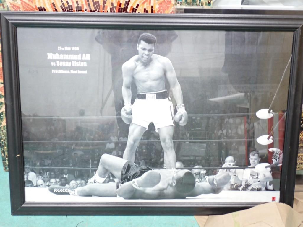 Framed Mohammad Ali / Sonny Liston Poster - measures roughly 28x39" (1 of 5)
