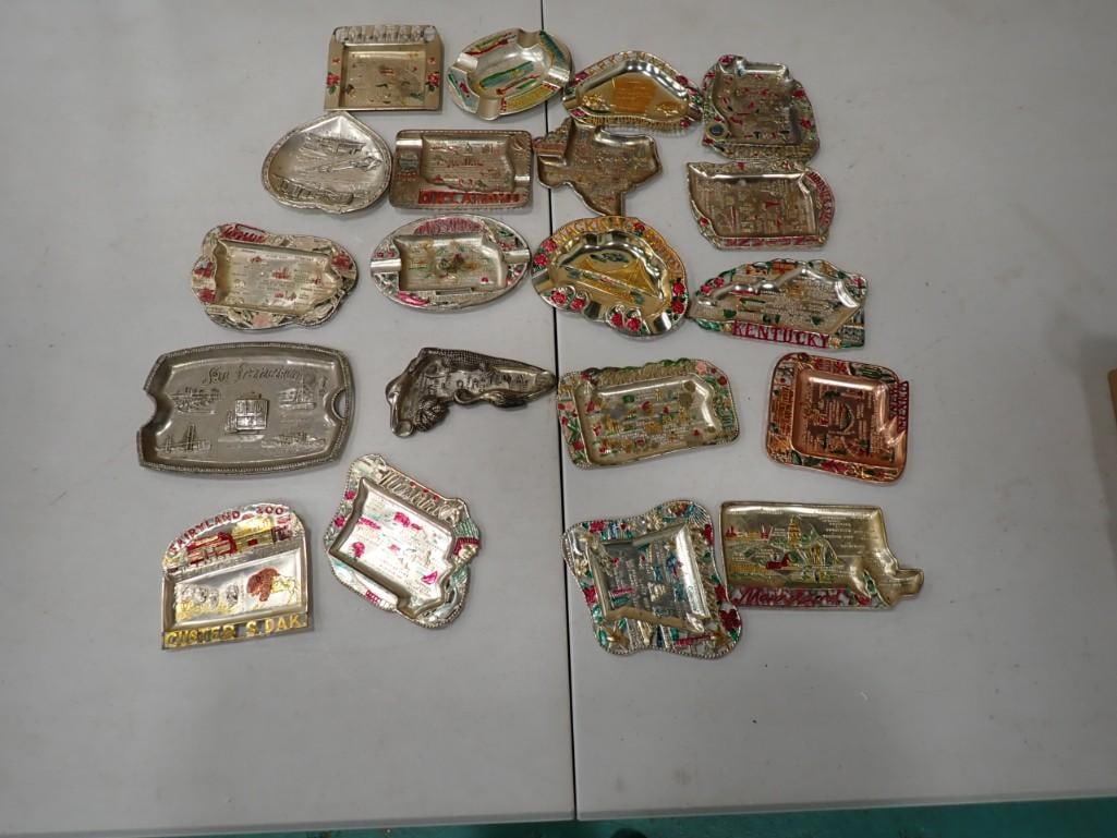Lot of Vintage Metal Tourist Ashtrays of the different US States: Lot of Vintage Metal Tourist Ashtrays of the different US States
