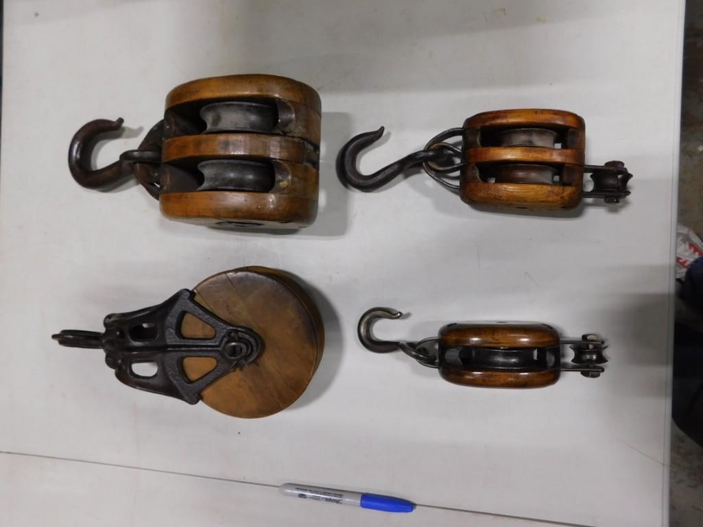 4 primitive antique block & Tackle pulleys (1 of 10)