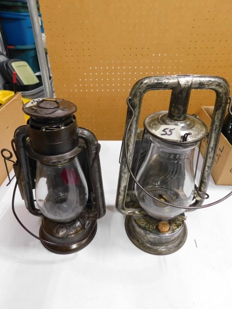 2 Dietz Junior Wagon Antique Lanterns (1 of 12)
