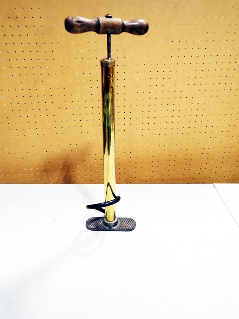 Antique Ford Model T Bridgeport Brass Tire Pump (1 of 5)