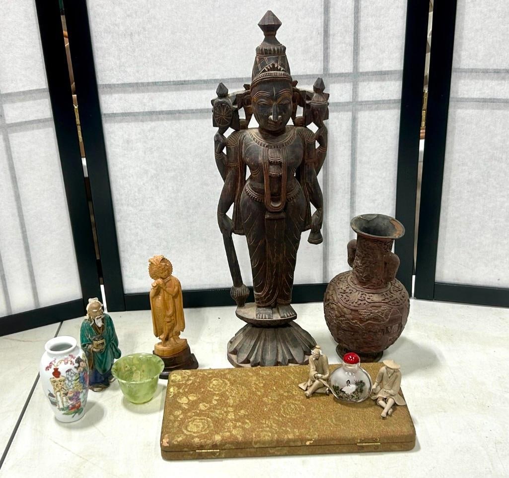 Lot of Asian / Oriental Articles incl a Chinese Snuff Bottle (1 of 19)