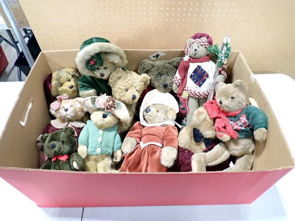 Lot of Plush Teddy Bears, Boyd, Little Folks, and More (1 of 5)