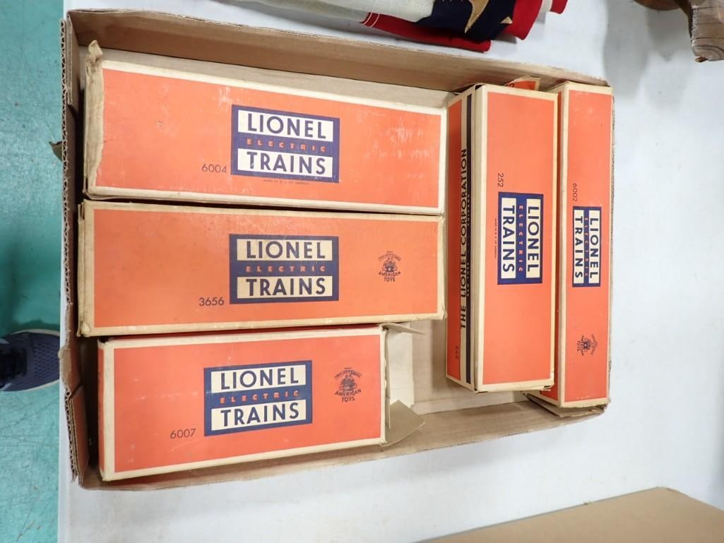 Vintage Lionel Trains with Boxes including 6004 3656 6007 252 and 6002: Vintage Lionel Trains with Boxes including 6004 3656 6007 252 and 6002