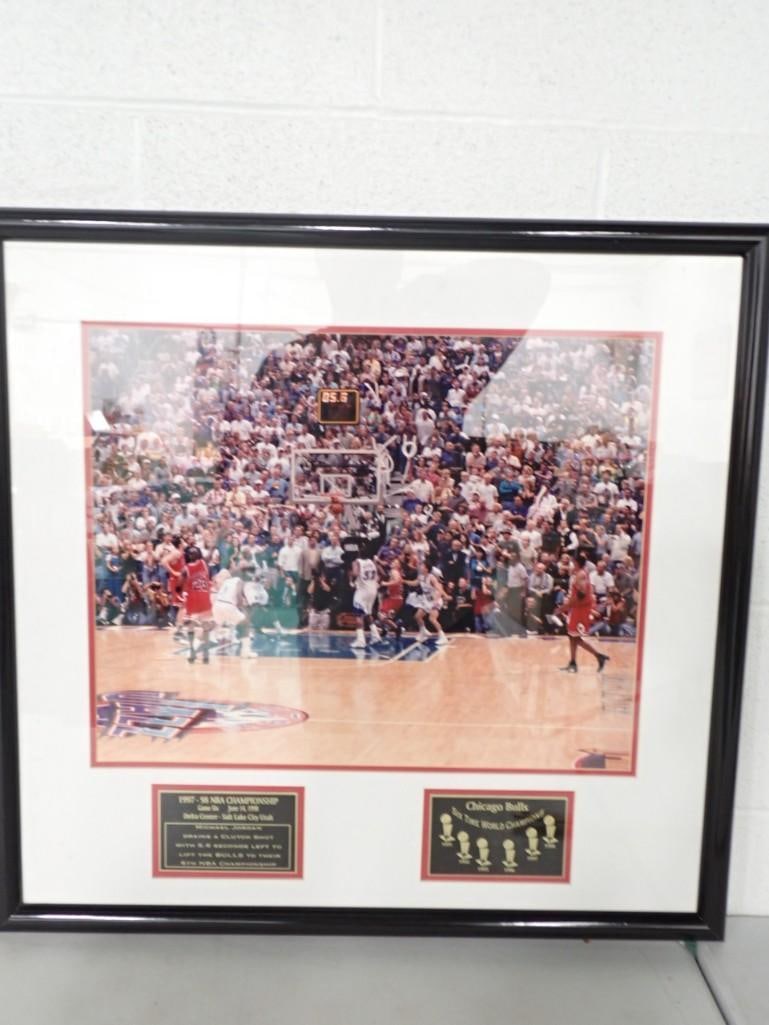 Chicago Bulls Michael Jordan - Last Basket Picture and Plaque Framed (1 of 5)