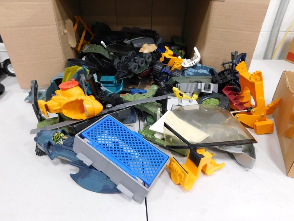 Vtg Hasbro GI Joe Vehicle Parts, Weapons, & Accessory Parts Lot (1 of 5)