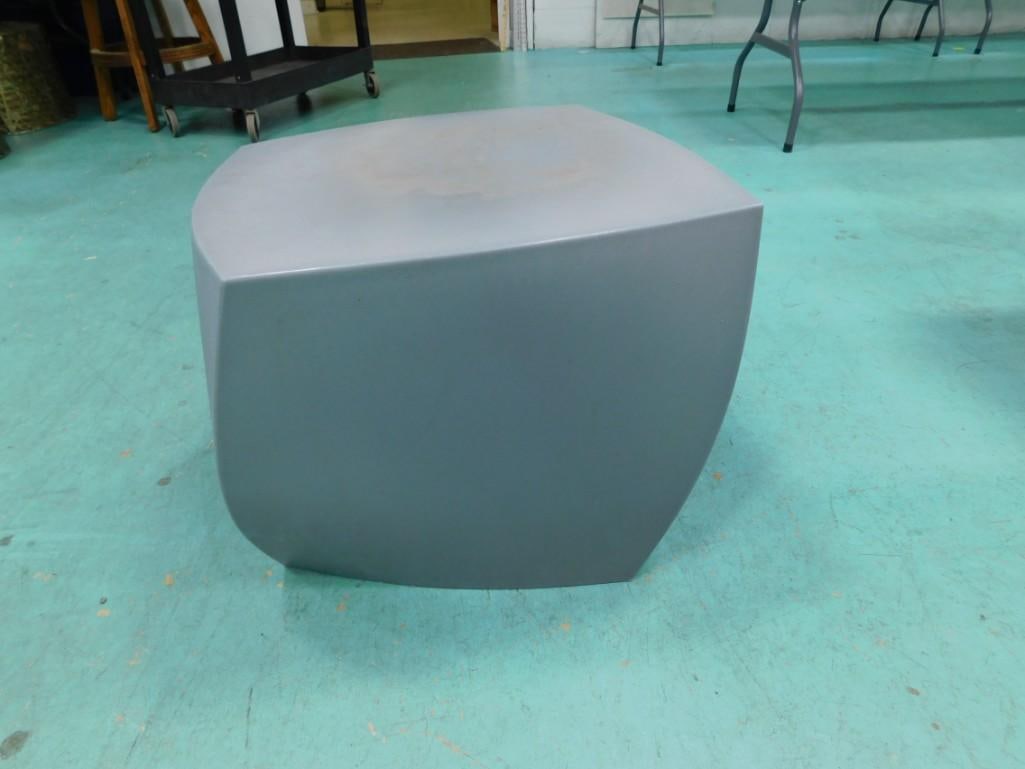 Heller The Frank Gehry Collection Left Twist Cube Gray Modern Table Plastic (1 of 5)