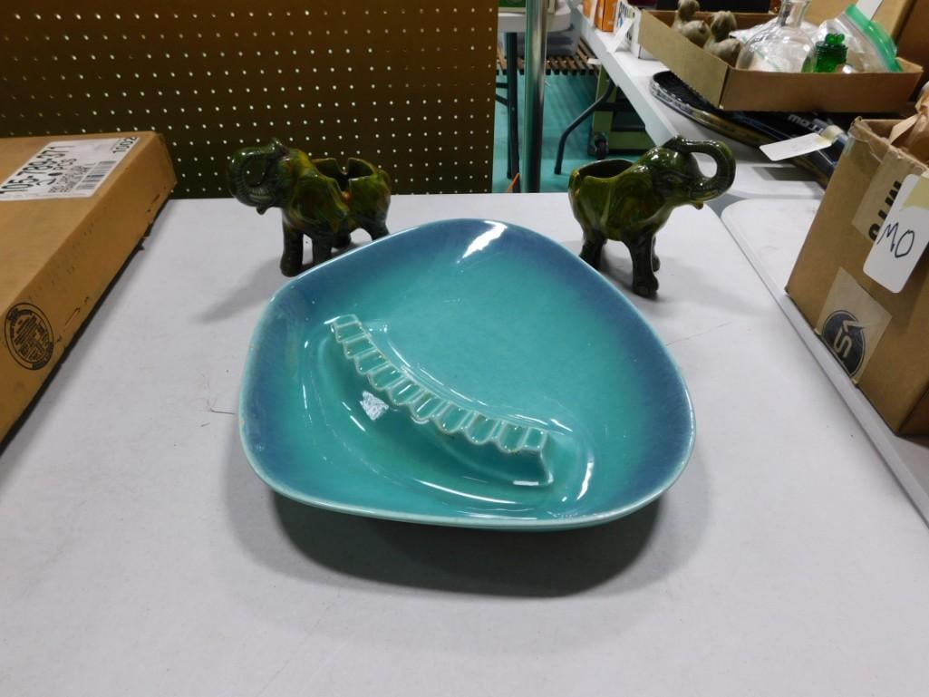 Royal Haeger MCM Ashtray R1755 and 2 Elephant Ashtrays (1 of 7)