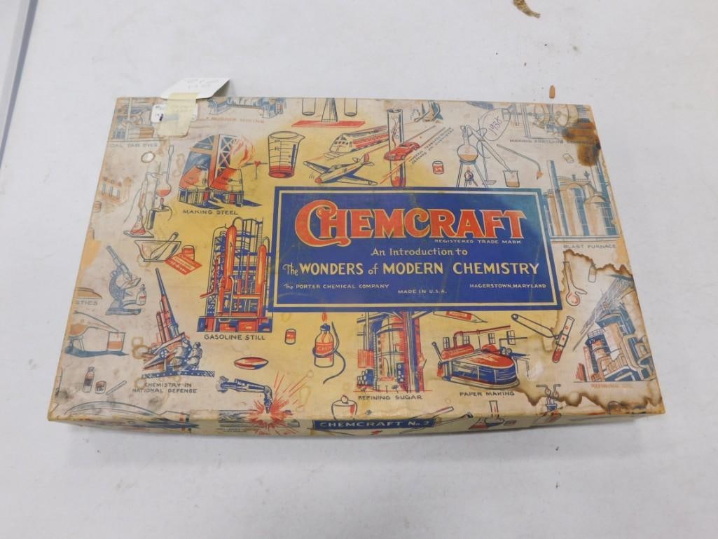 Vintage Chemcraft Chemistry Set (1 of 4)