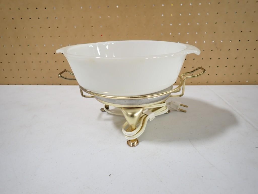 Fire King 1 1/2 QT Casserole Dish with Warming Stand New Old Stock NOS (1 of 7)