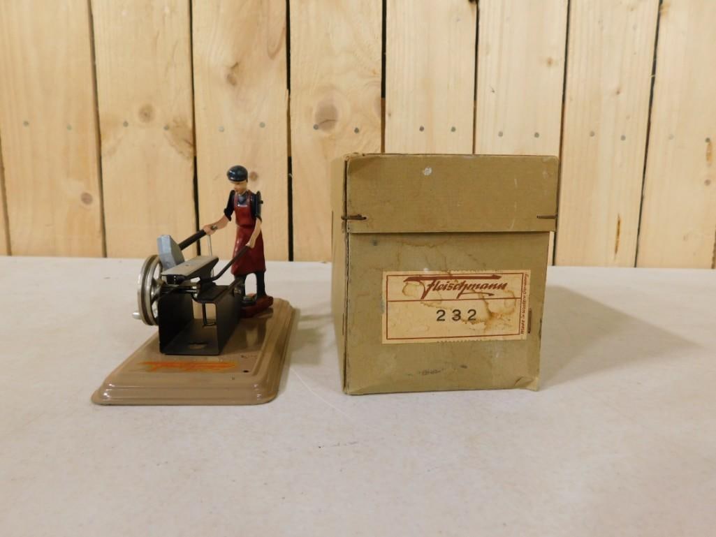 Vintage Fleischmann Steam Engine Blacksmith Toy (1 of 5)