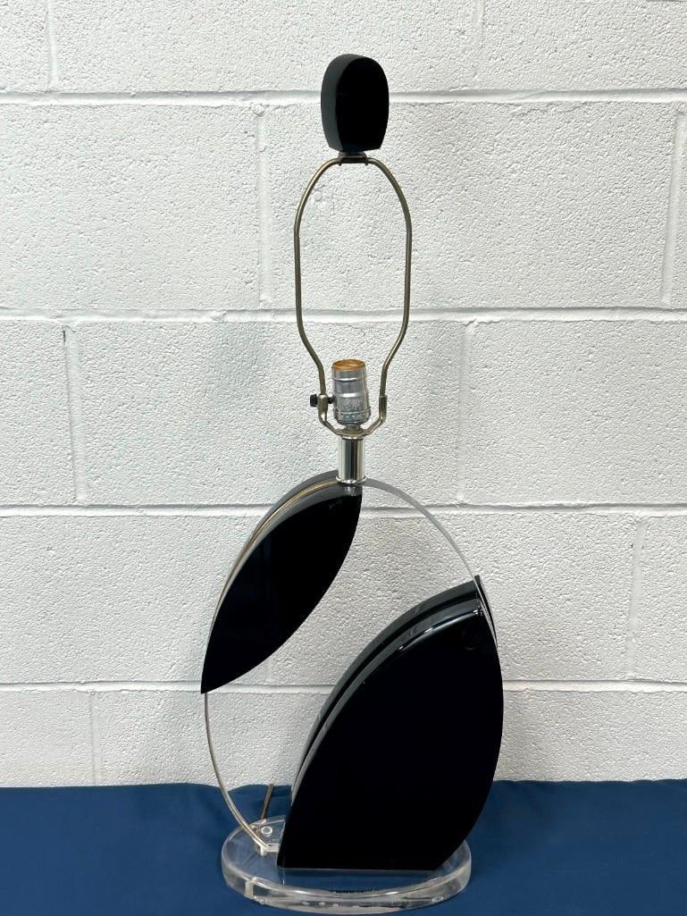 Van Teal MCM Lamp Acrylic Black & Clear 32" Tall, 12" Wide Signed: Van Teal Mid Century Modern Acrylic Lamp . Black and clear. 32" height by 12" width . Signed on the base