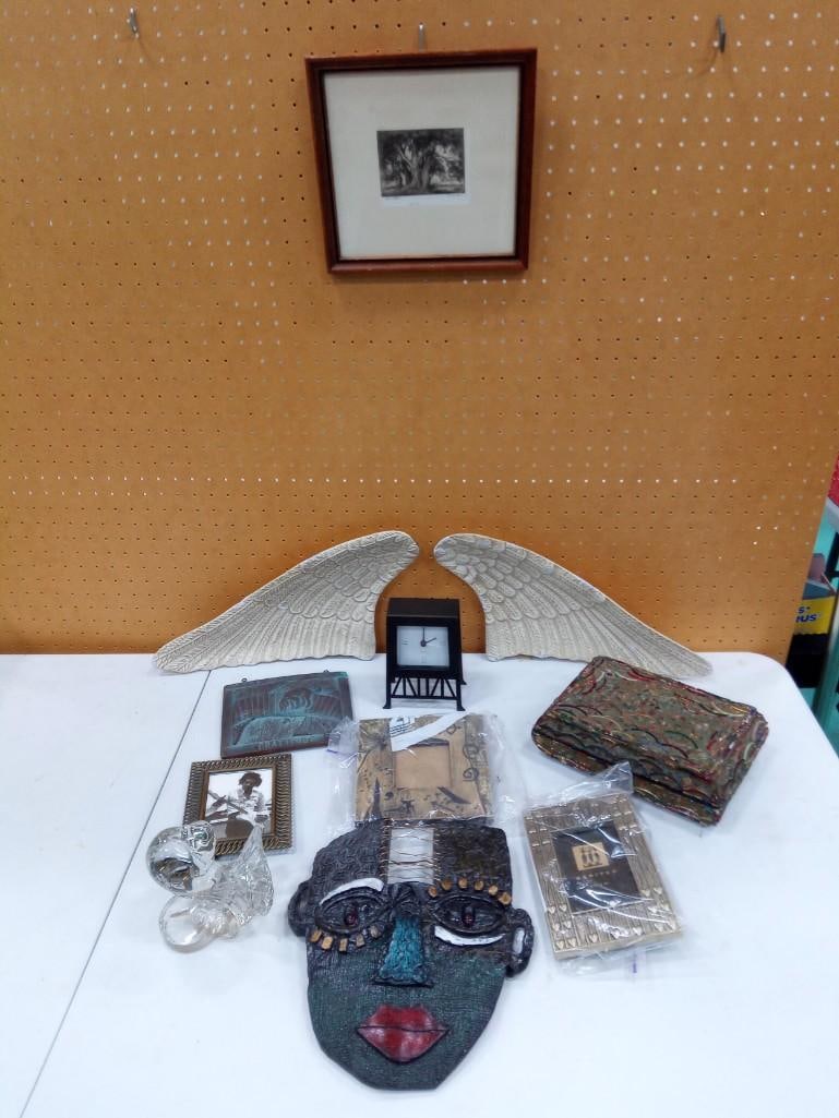 Art Items incl Small Signed Print, 2 Metal Angel Wings, Glass Bird Figure, New Metal Clock, Large Po (1 of 15)
