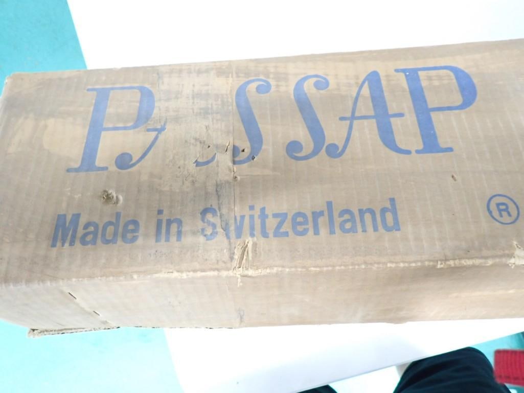 Knitting Machine (1 of 5)