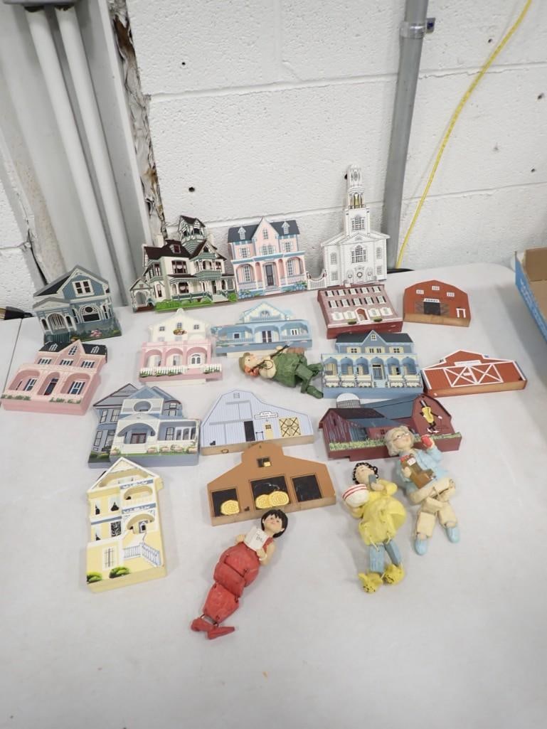 Large Lot of Collectibles incl Sheila's Historical Building Minis and Cats' Meow: Large Lot of Collectibles incl Sheila's Historical Building Minis and Cats' Meow