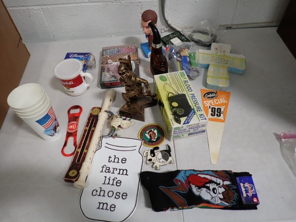 Lot of 12 Plus New and Vintage Iconic Items (1 of 9)