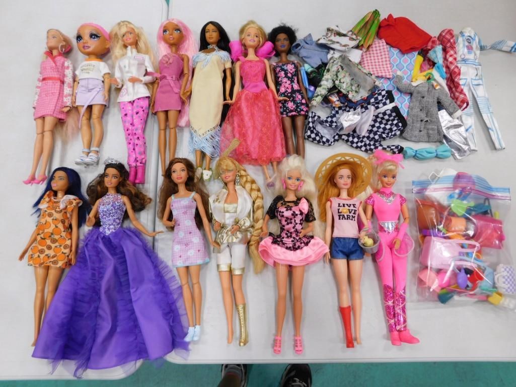 14 Vtg & Modern Barbie Dolls Lot (1 of 9)