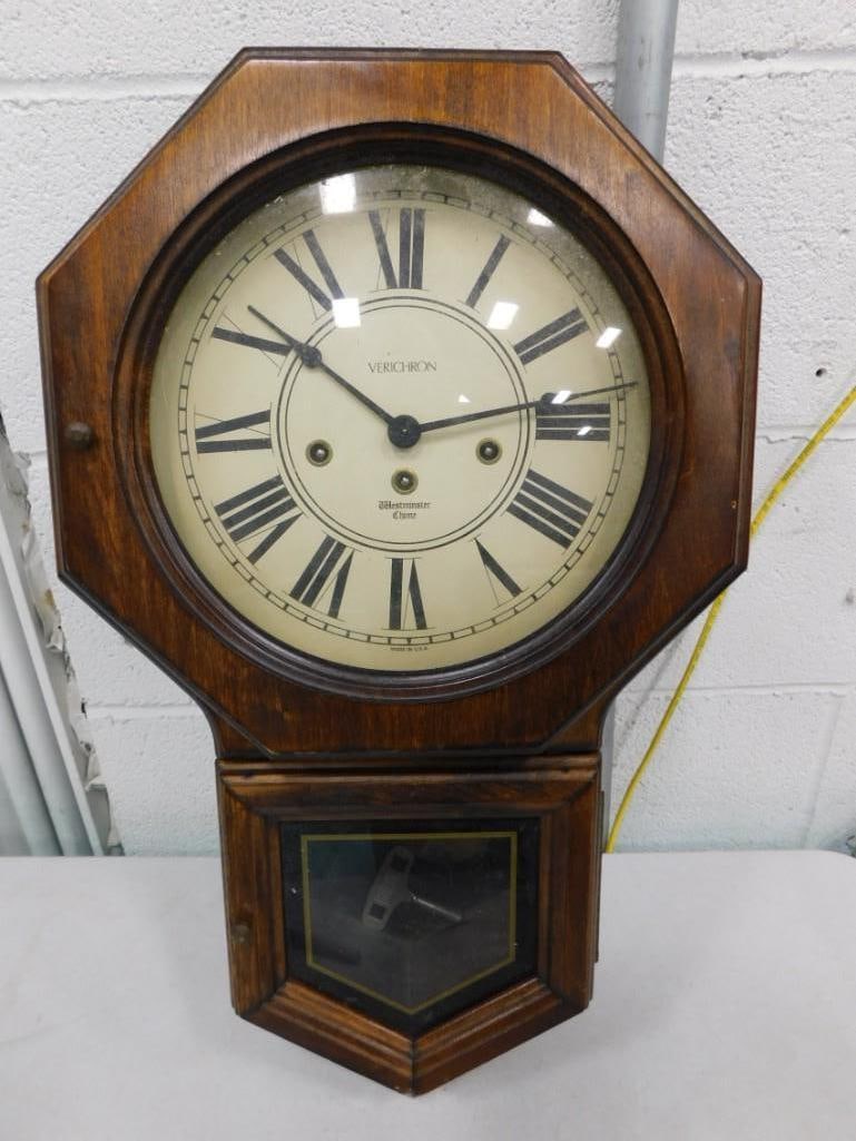 Vintage Verichron Wind-up clock with Westminster Chime (1 of 8)