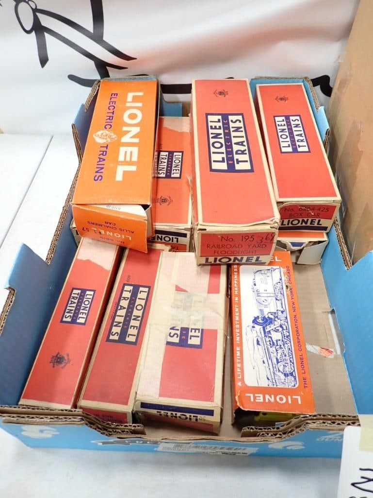 Lot of assorted Model Trains / Accessories including Lionel with boxes (1 of 8)