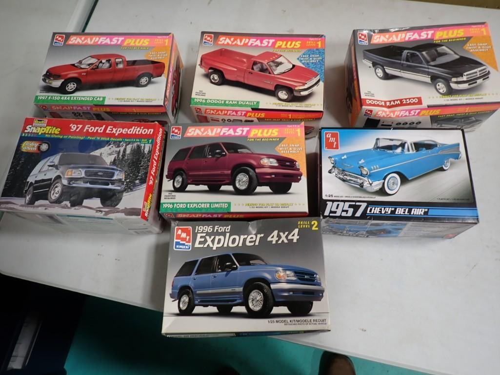 7 Model Car Kits incl AMT Ertl, etc (1 of 4)