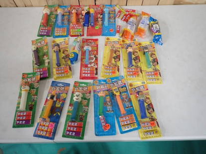 Lot of Pez Dispensers Most New in Package incl Sylvester, Bob the Builder, etc: Lot of Pez Dispensers Most New in Package incl Sylvester, Bob the Builder, etc