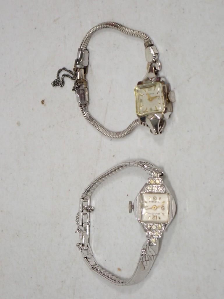 2 Vintage Ladies Watches incl Bulova 17 Jewels and Another Bulova (1 of 9)