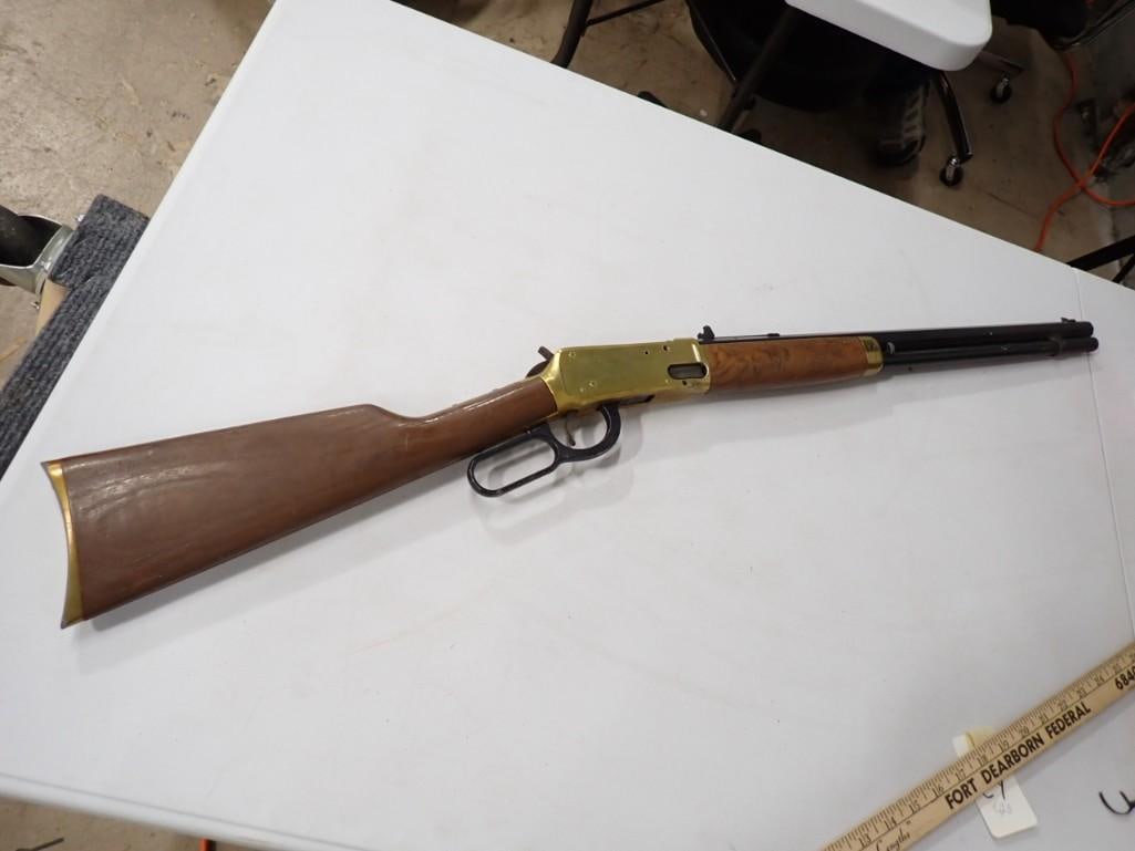 BB Gun approx 38" Long: BB Gun approx 38" Long