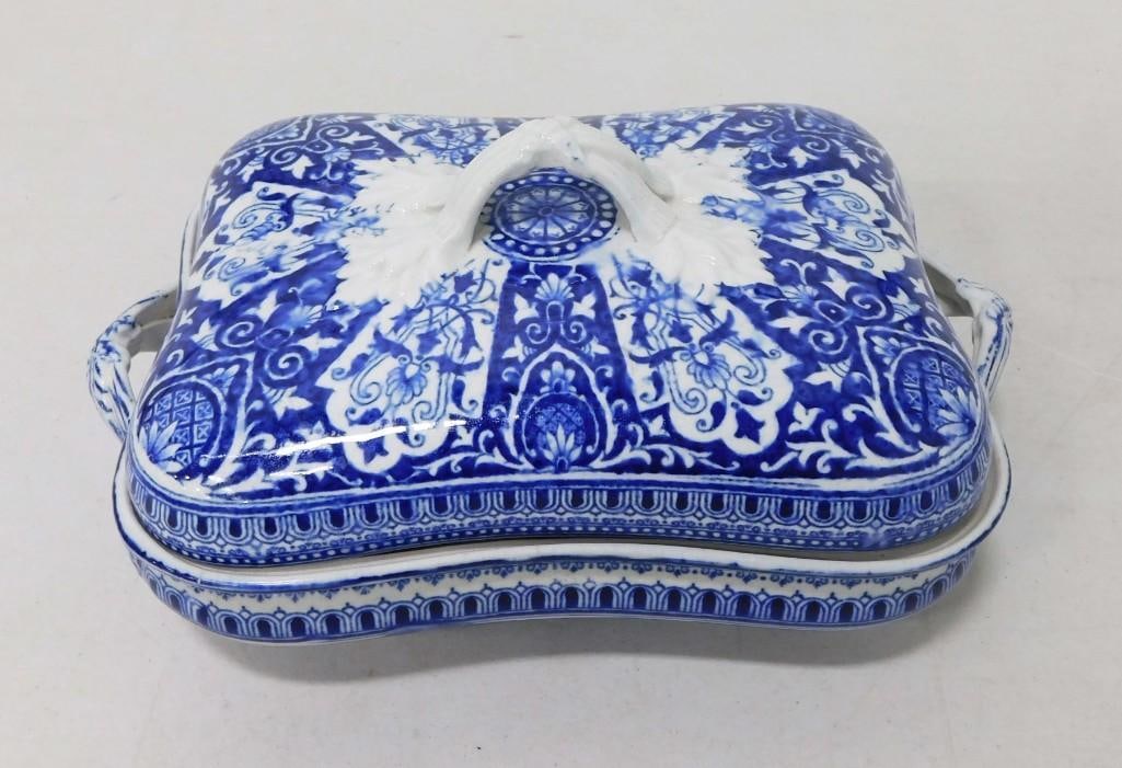 Antique English Covered Entree Dish Blue and White11" x 5" (1 of 14)