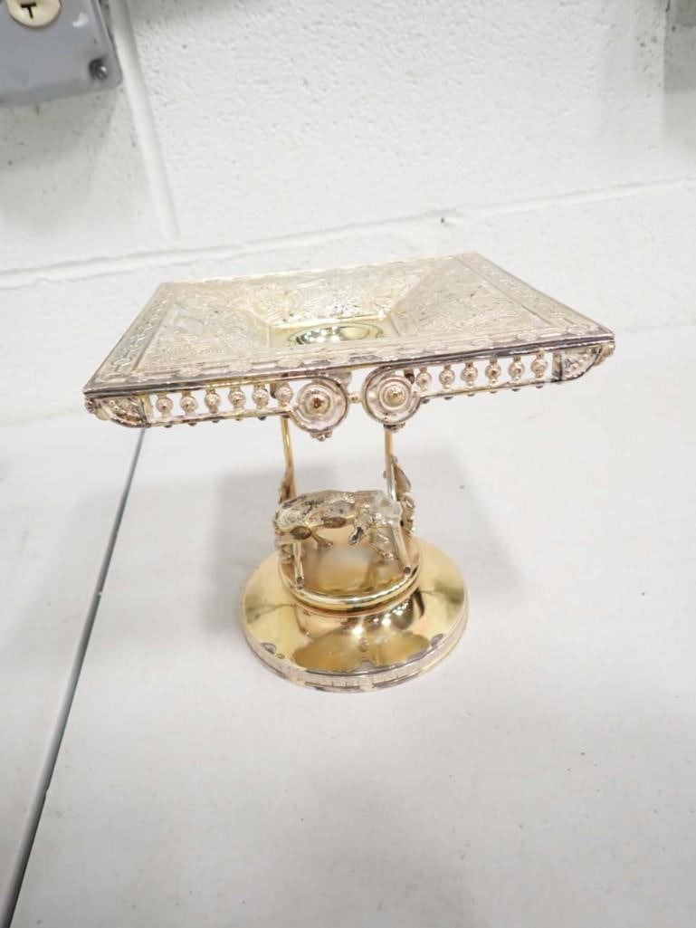 Rockford Silverplate Figural Cow Compote 6" x 6": Rockford Silverplate Figural Cow Compote 6" x 6" , very nice condition