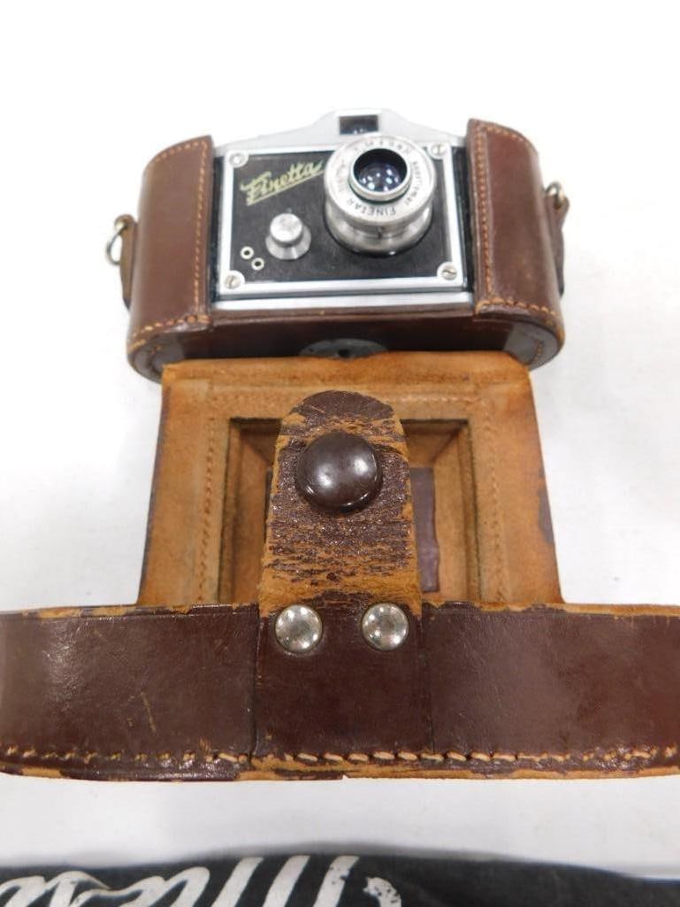 Finetta Vintage Camera with Leather Case: Finetta Vintage Camera with Leather Case Condition: untested