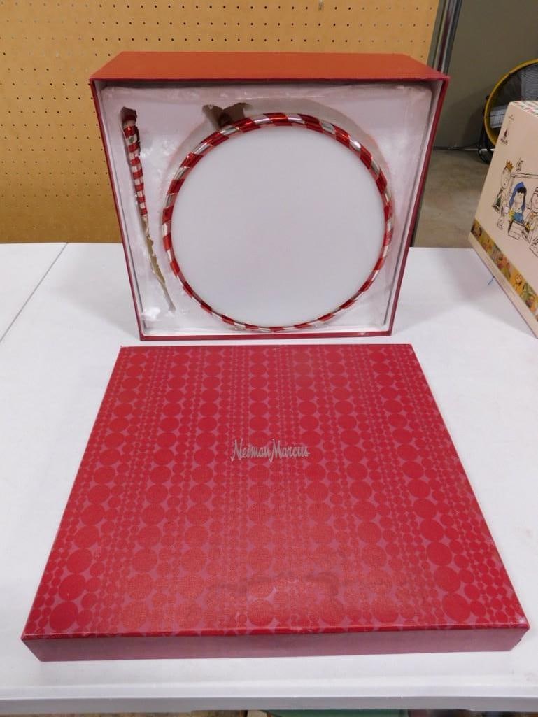 Nieman Marcus Christmas Cake Stand and Server with Original Box (1 of 8)