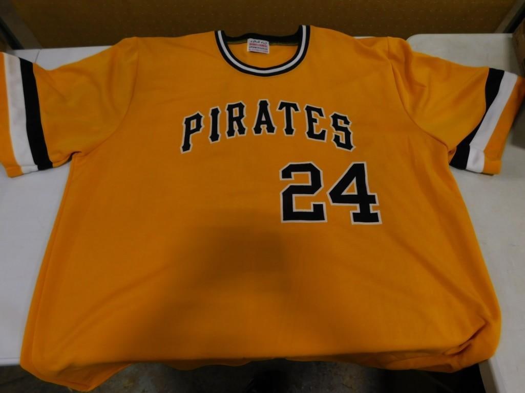 Pittsburgh Pirates #24 Barry Bonds Jersey: Pittsburgh Pirates #24 Barry Bonds Jersey . This is a larger size, probably 3XL, although there is no tag.
