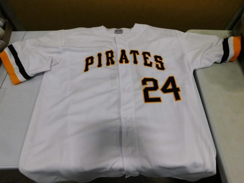 Pittsburgh Pirates #24 Barry Bonds Jersey: Pittsburgh Pirates #24 Barry Bonds Jersey . This is a larger size, probably a 3XL. There is not size tag, however.