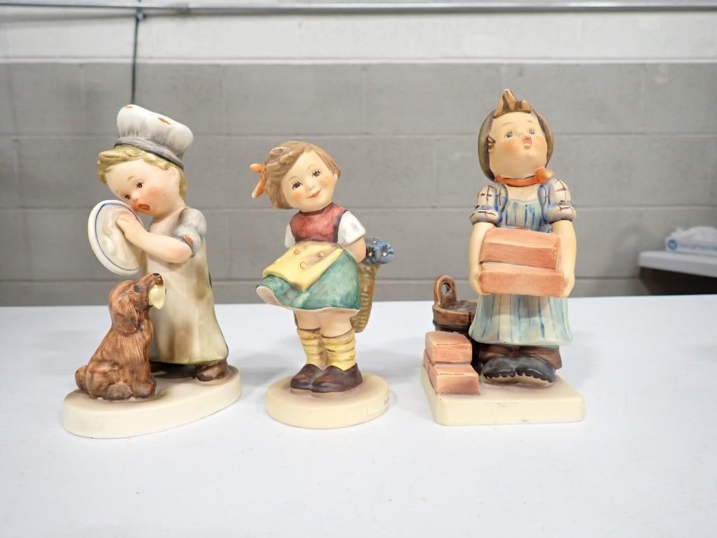 2 Goebel Hummel Figurines and 1 Napco Figurine: 2 Goebel Hummel Figurines and 1 Napco Figurine