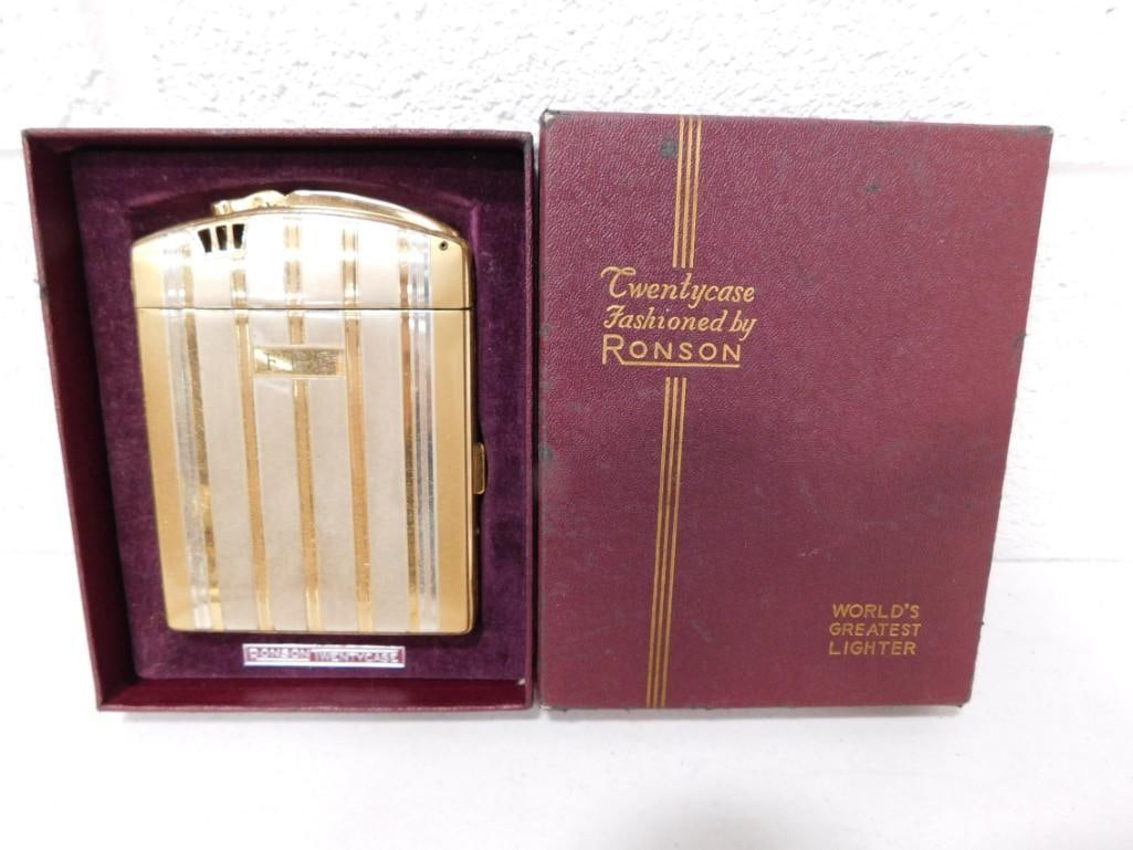 Vintage Ronson TwentyCase Lighter with Original Hinged Box (1 of 6)